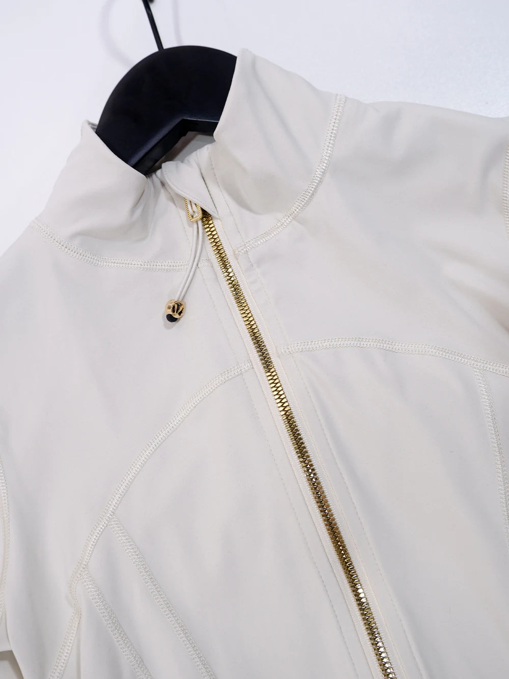 Gold zipper jacket and yoga pants set, sportswear, quick-dry and breathable, slimming and lightweight, tight-fitting