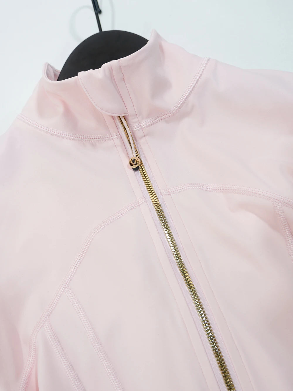 Gold zipper jacket and yoga pants set, sportswear, quick-dry and breathable, slimming and lightweight, tight-fitting